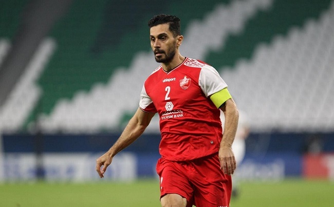 کاپیتان‌های پرسپولیس زبان گلایه تیم شدند