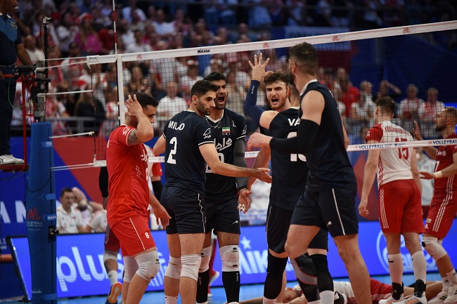 یکدستترین تیم والیبال ایران در نبرد مرگ و زندگی - اخبار اسپرت یکدستترین تیم والیبال ایران در نبرد مرگ و زندگی