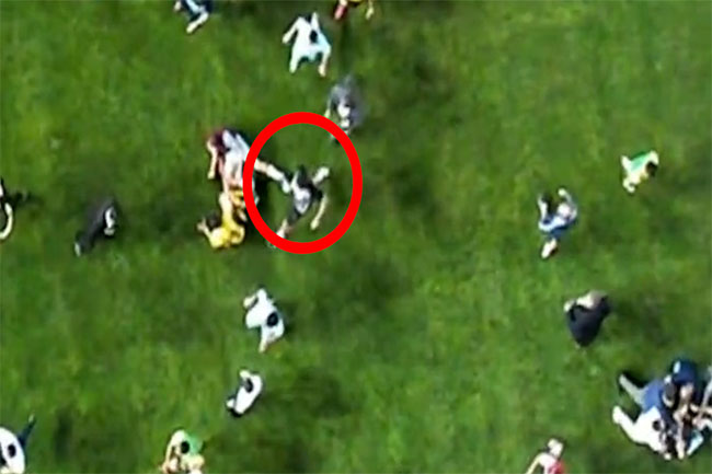 نمای واضح از کتک خوردن سیاوش یزدانی! - اخبار اسپرت نمای واضح از کتک خوردن سیاوش یزدانی!