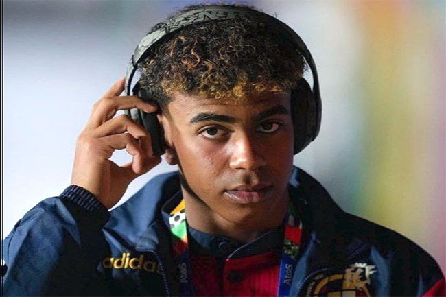 پیشنهاد غیراخلاقی به والدین نابغه 15 ساله - اخبار اسپرت پیشنهاد غیراخلاقی به والدین نابغه 15 ساله