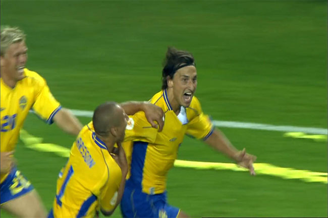 گل دیدنی زلاتان به ایتالیا 20 ساله شد - اخبار اسپرت گل دیدنی زلاتان به ایتالیا 20 ساله شد