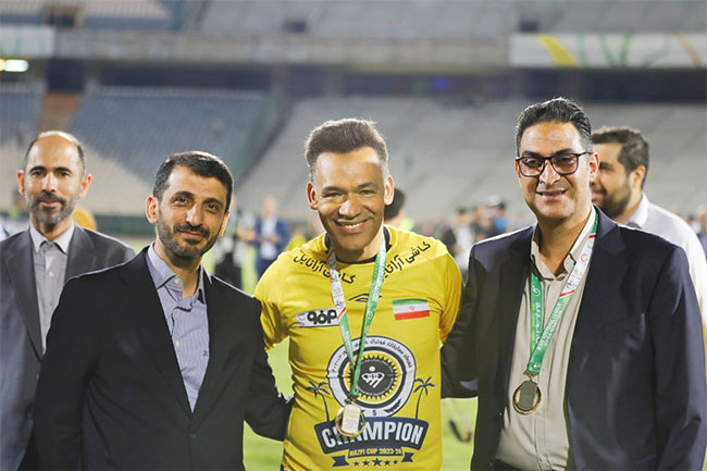 رسمی: سپاهان قطعی کرد، مورایس ماند! - اخبار اسپرت رسمی: سپاهان قطعی کرد، مورایس ماند!