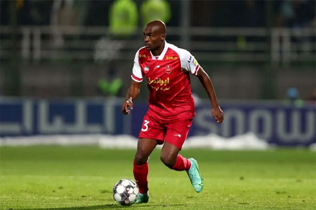 عبدالکریم حسن عامل جنگ دو باشگاه سرشناس! - اخبار اسپرت عبدالکریم حسن عامل جنگ دو باشگاه سرشناس!