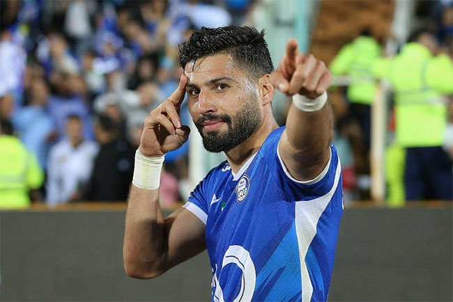 فوری: ایمان سلیمی قرارداد جدید بست! - اخبار اسپرت فوری: ایمان سلیمی قرارداد جدید بست!