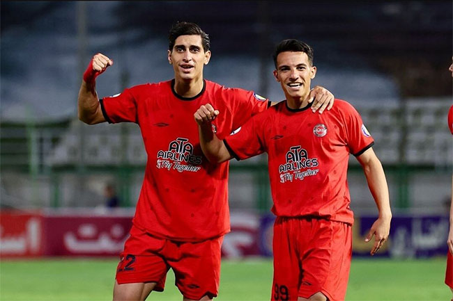 صدرنشینی تراکتور و هدیه بزرگ به پرسپولیس! - اخبار اسپرت صدرنشینی تراکتور و هدیه بزرگ به پرسپولیس!