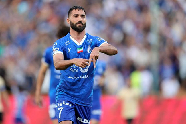 مهرداد محمدی تمرینات استقلال را ترک کرد! - اخبار اسپرت مهرداد محمدی تمرینات استقلال را ترک کرد!