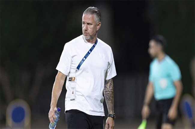 دردسر عجیب استقلال در توافق با سرمربی رومانیایی - اخبار اسپرت دردسر عجیب استقلال در توافق با سرمربی رومانیایی