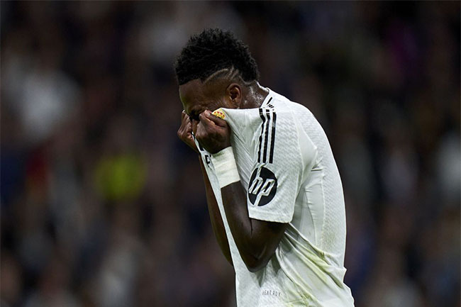 واکنش تحقیرآمیز وینیسیوس به رودری! - اخبار اسپرت واکنش تحقیرآمیز وینیسیوس به رودری!