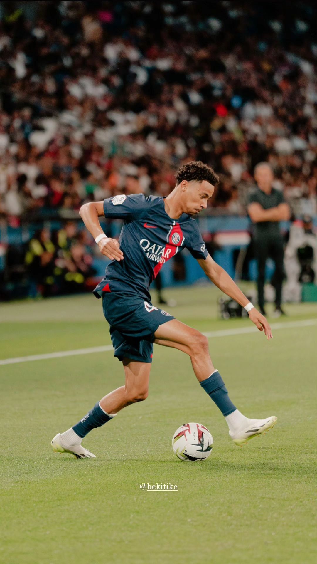  wallpaper 4k Hugo Ekitike
