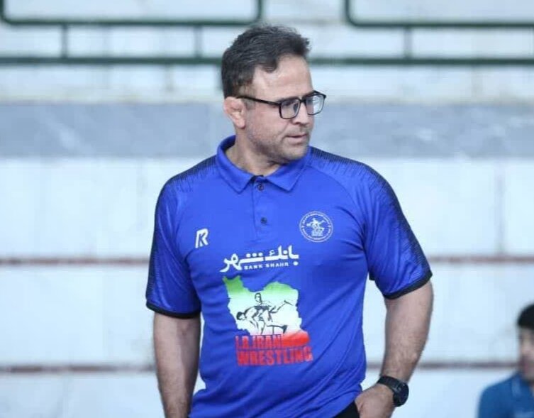 زندگی روح الله دل انگیز