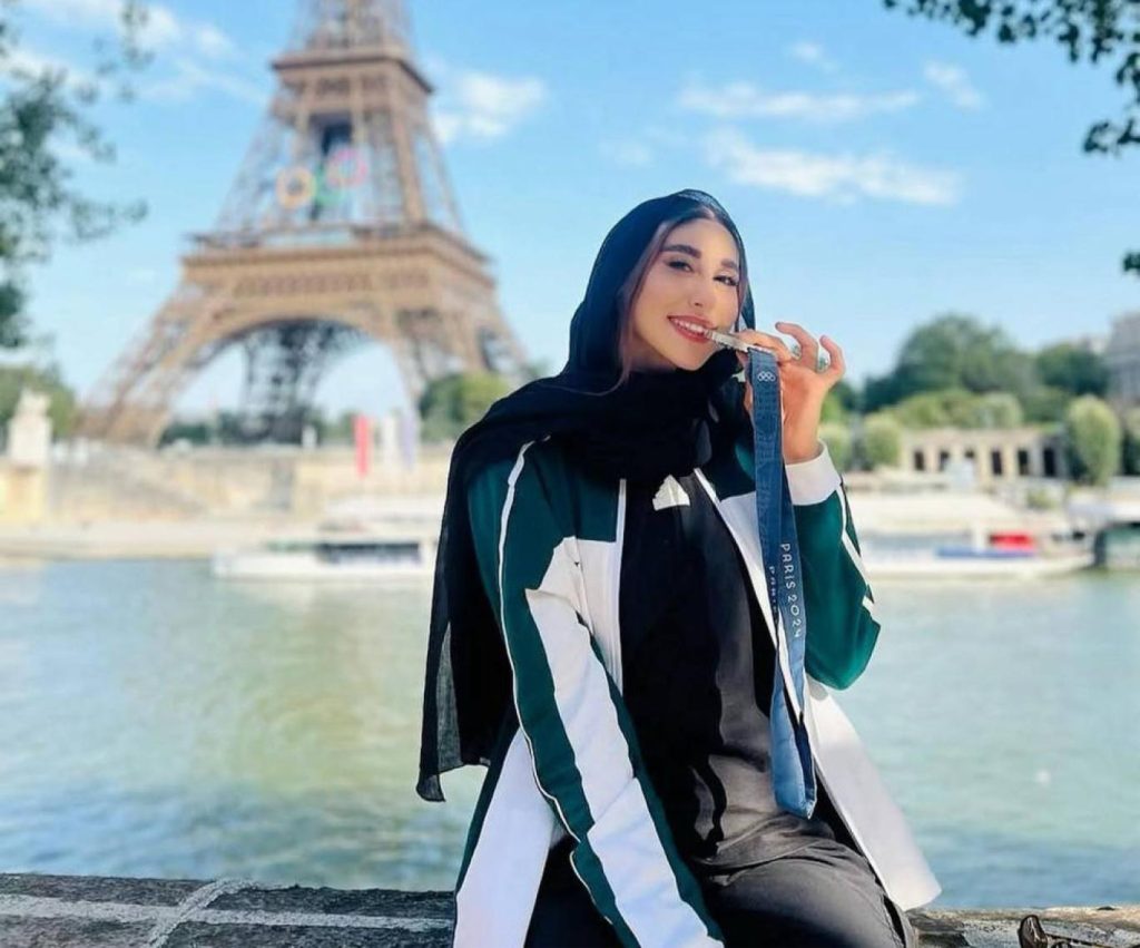 ناهید کیانی wallpaper