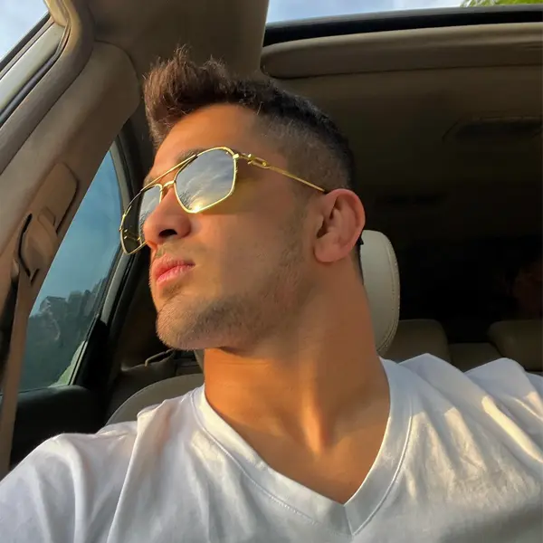 wallpaper Amir Mohammad Yazdani