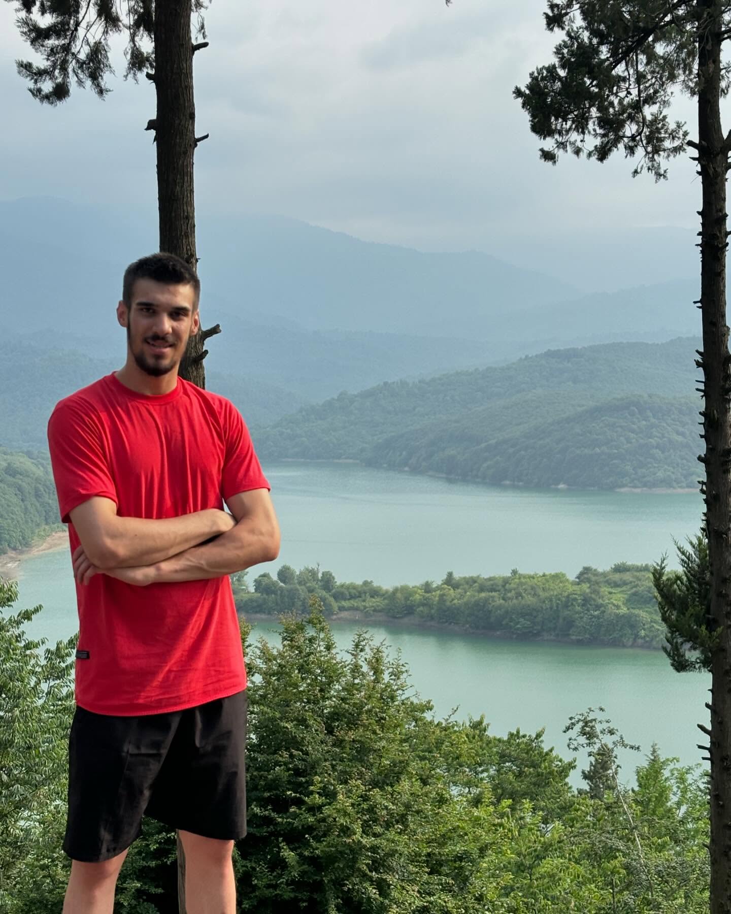 عکس جذاب سید متین حسینی