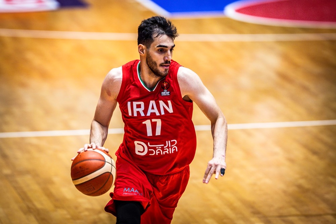 نوید رضاییفر برترین بازیکنان بسکتبال ایران نوید رضاییفر برترین بازیکنان بسکتبال ایران