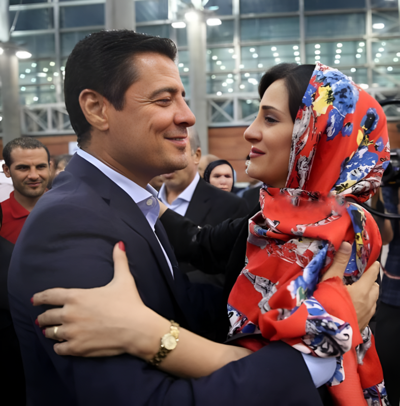 علیرضا فغانی و همسرش