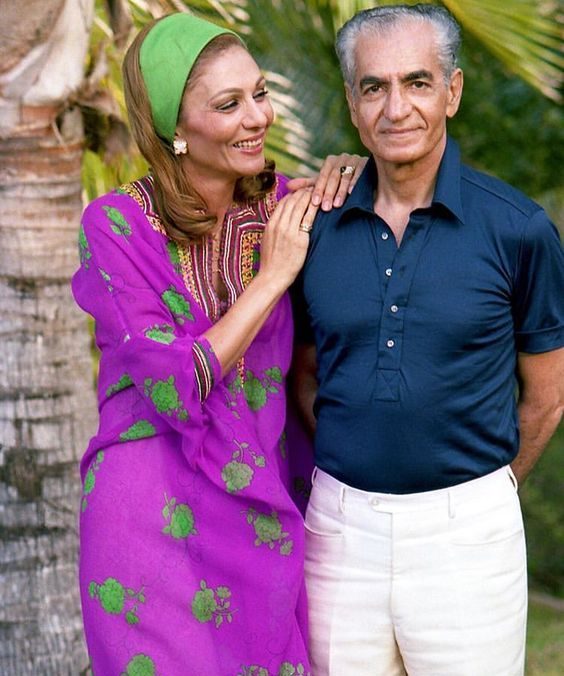 بیوگرافی فرح پهلوی بیوگرافی فرح پهلوی