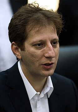  بابک زنجانی حامی بورس