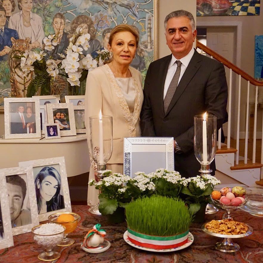 عکس فرح پهلوی و پسرش عکس فرح پهلوی و پسرش