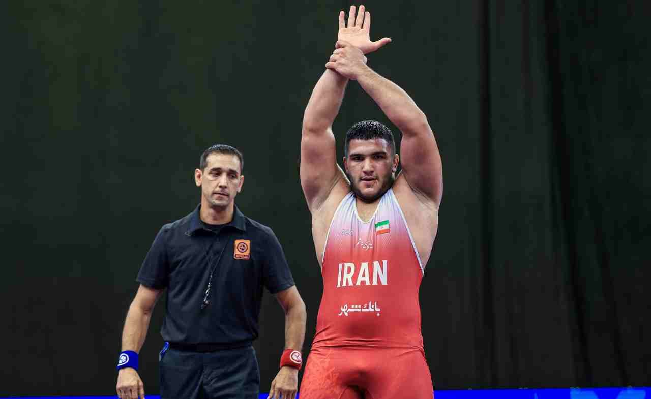 کشتی آزاد ایران با طلای محمدنژاد کشتی آزاد ایران با طلای محمدنژاد