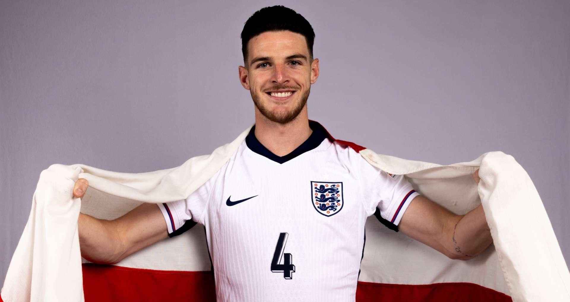 دکلان رایس در میان برترین هافبکهای ۲۰۲۵ دکلان رایس در میان برترین هافبکهای ۲۰۲۵