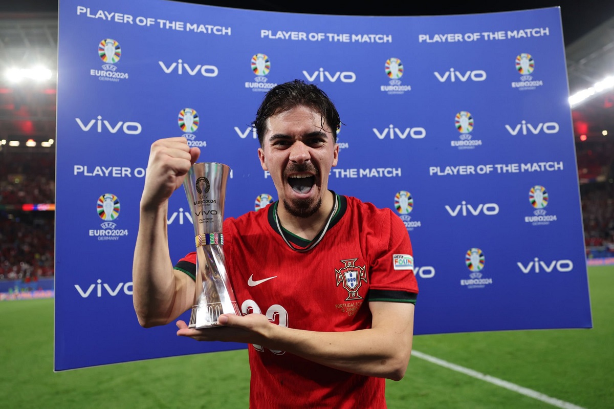 ویتینیا در فهرست بهترین بازیکنان فیفا ۲۰۲۵ ویتینیا در فهرست بهترین بازیکنان فیفا ۲۰۲۵