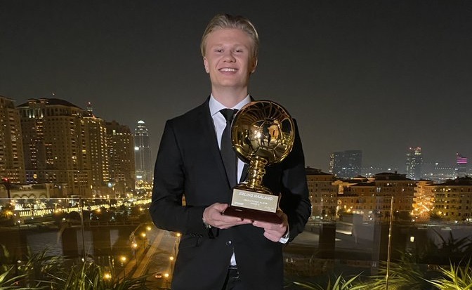 ارلینگ هالند برنده گلدن بوی ۲۰۲۰ ارلینگ هالند برنده گلدن بوی ۲۰۲۰