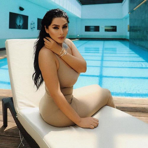 دنیا جهان بخت لخت 