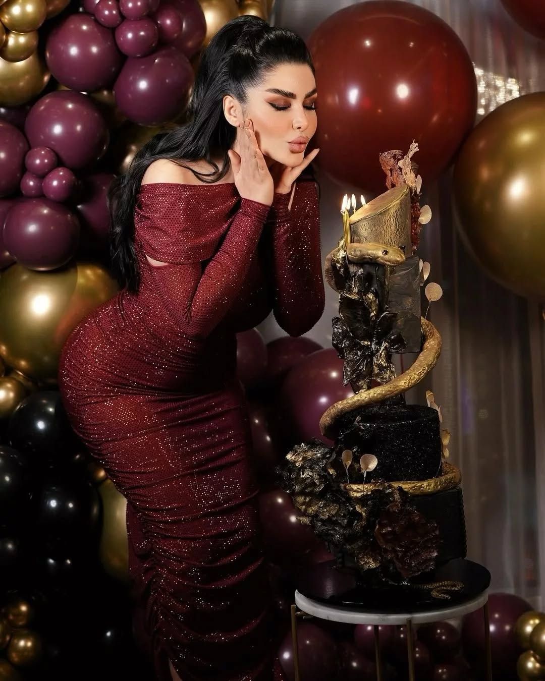 تولد دنیا جهانبخت