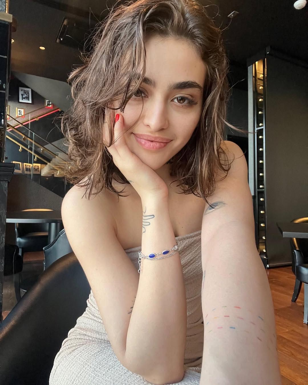 فیلم سکسی ریحانه پارسا