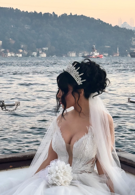 ازدواج مینا نامداری