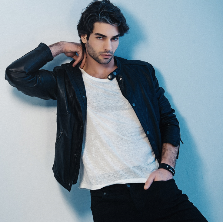 شکری اوزیلدیز ستاره جذاب ترکیه شکری اوزیلدیز ستاره جذاب ترکیه