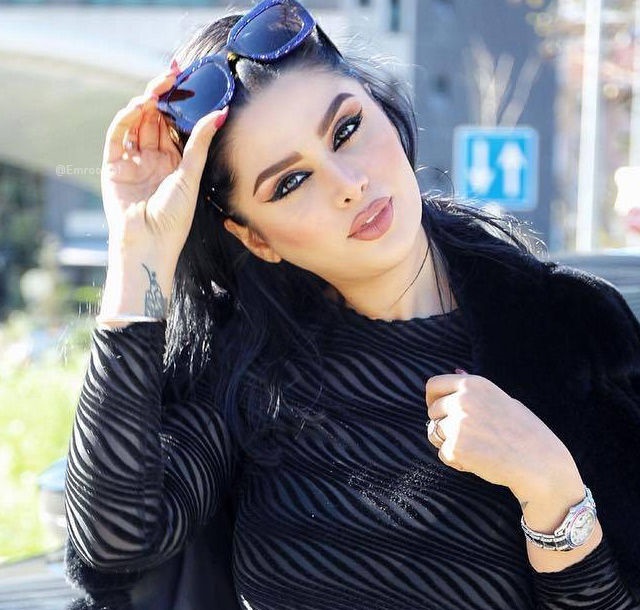 عکس زن مهراد جم