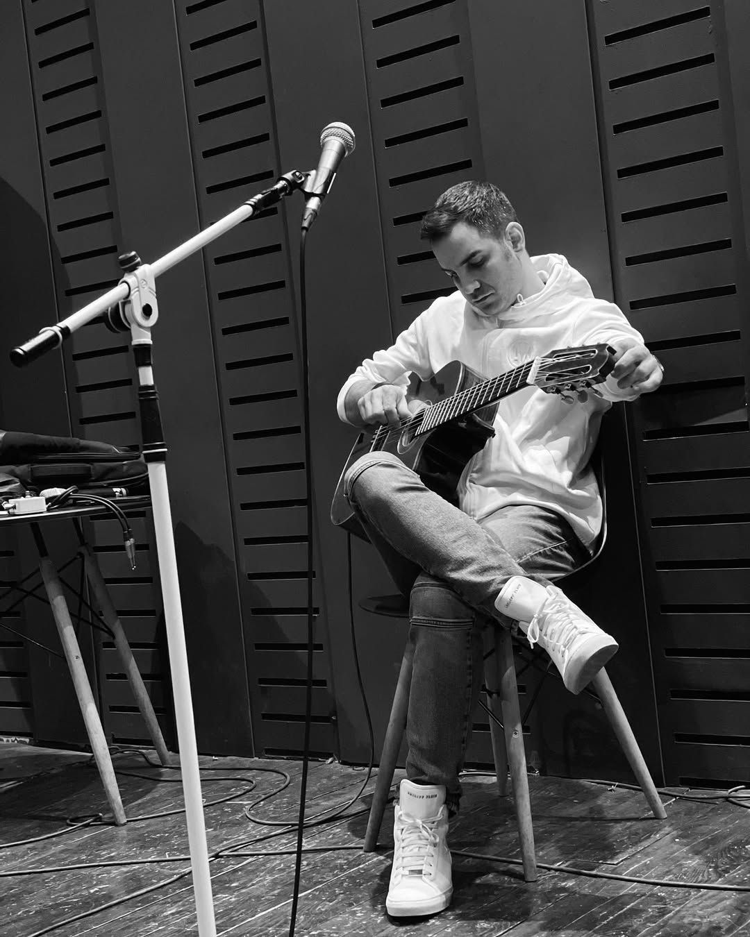 آلبوم حباب محسن یگانه آلبوم حباب محسن یگانه