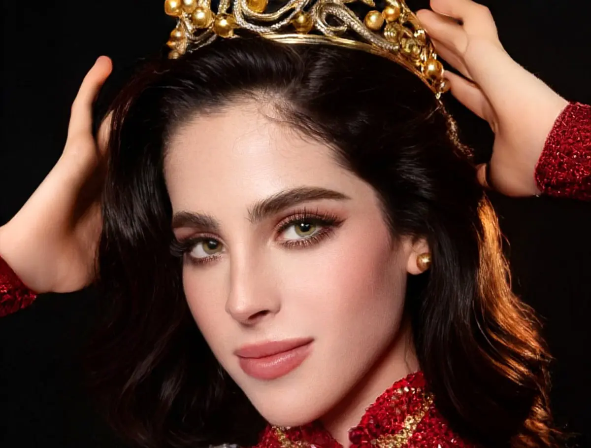 پیروزی فاطیما بوش در رقابت ۱۲۰ شرکتکننده پیروزی فاطیما بوش در رقابت ۱۲۰ شرکتکننده