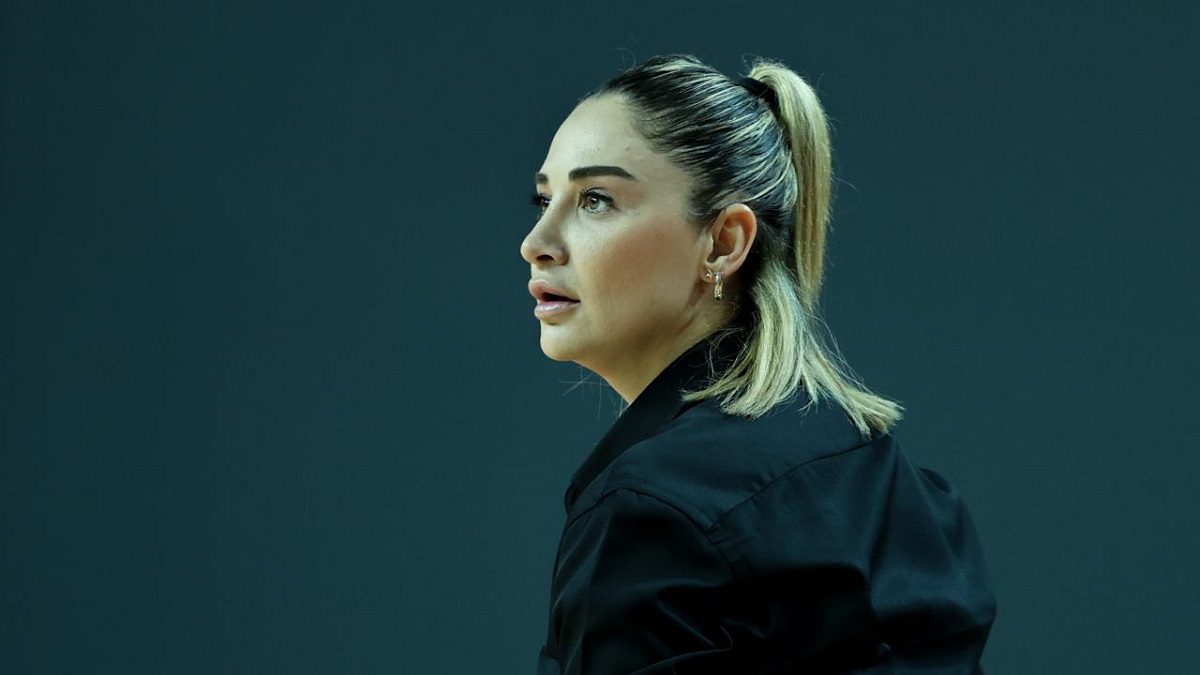 عکس سلن اردم مربی بسکتبال عکس سلن اردم مربی بسکتبال