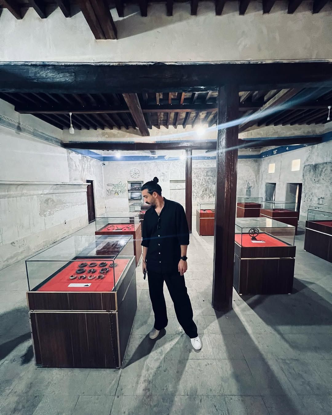 سینا ساعی عکس قدیمی سینا ساعی عکس قدیمی