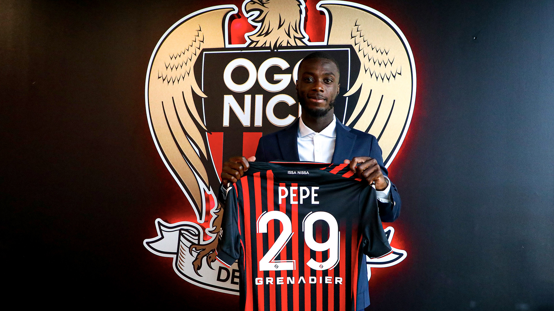 والپیپر نیکولاس پپه